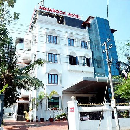Aquarock Hotel Kazhakuttam Ngoại thất bức ảnh