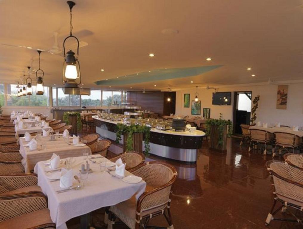 Aquarock Hotel Kazhakuttam Ngoại thất bức ảnh