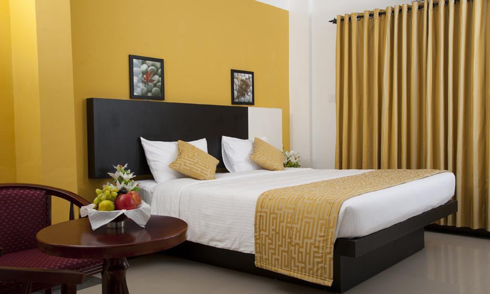 Aquarock Hotel Kazhakuttam Phòng bức ảnh
