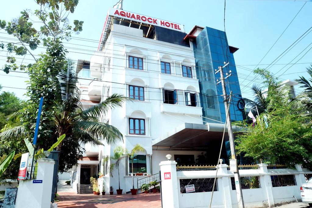 Aquarock Hotel Kazhakuttam Ngoại thất bức ảnh