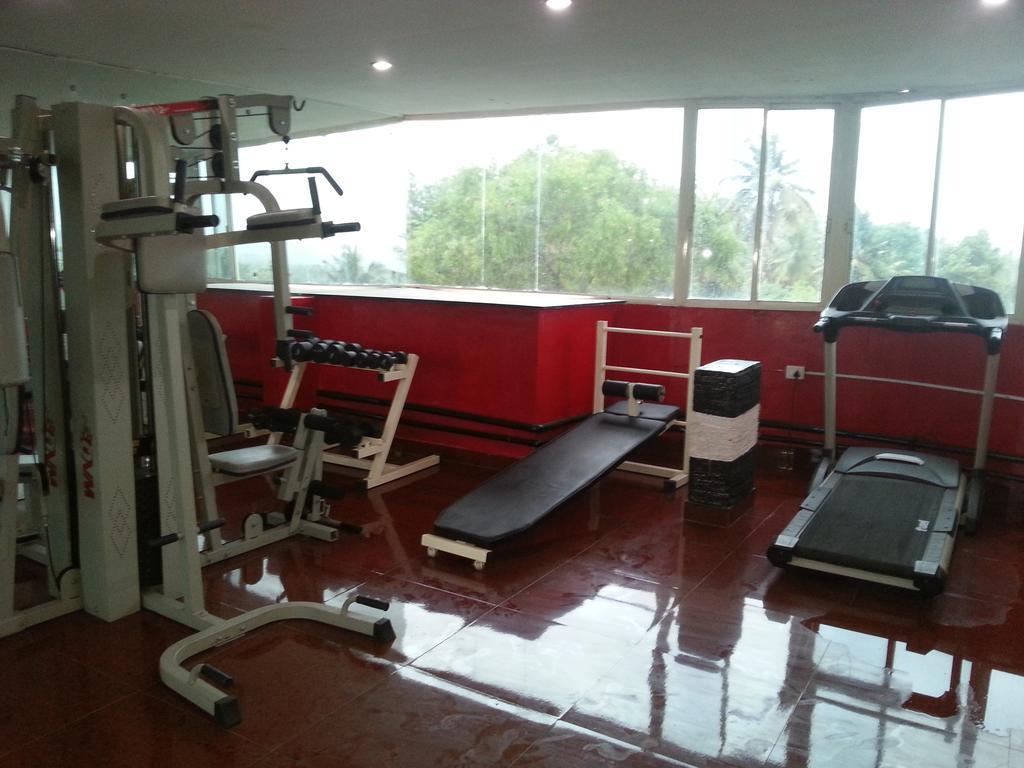 Aquarock Hotel Kazhakuttam Ngoại thất bức ảnh
